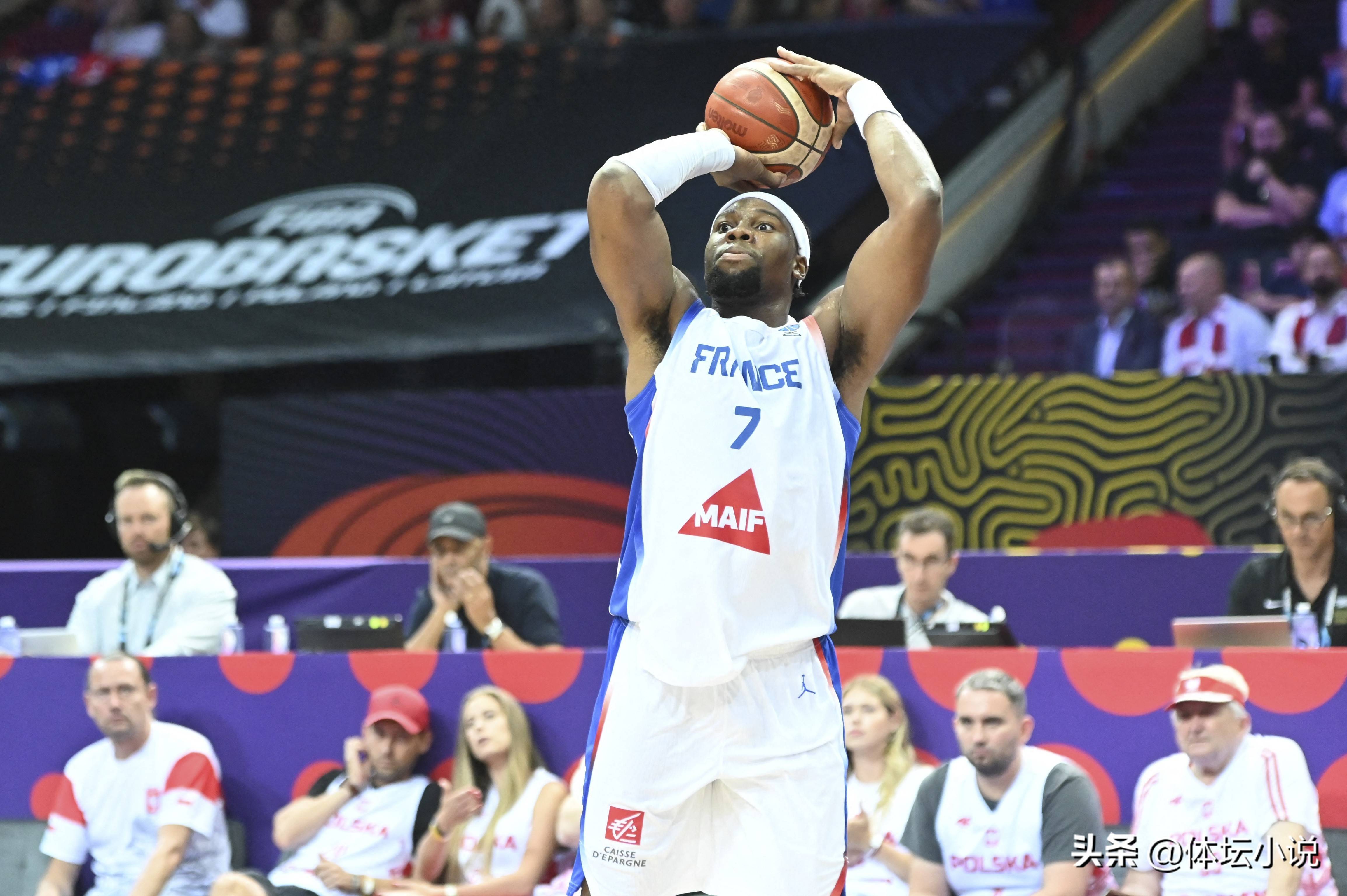 斯洛文尼亚队在欧锦赛资格赛中连胜晋级在望(斯洛文尼亚足球联赛)