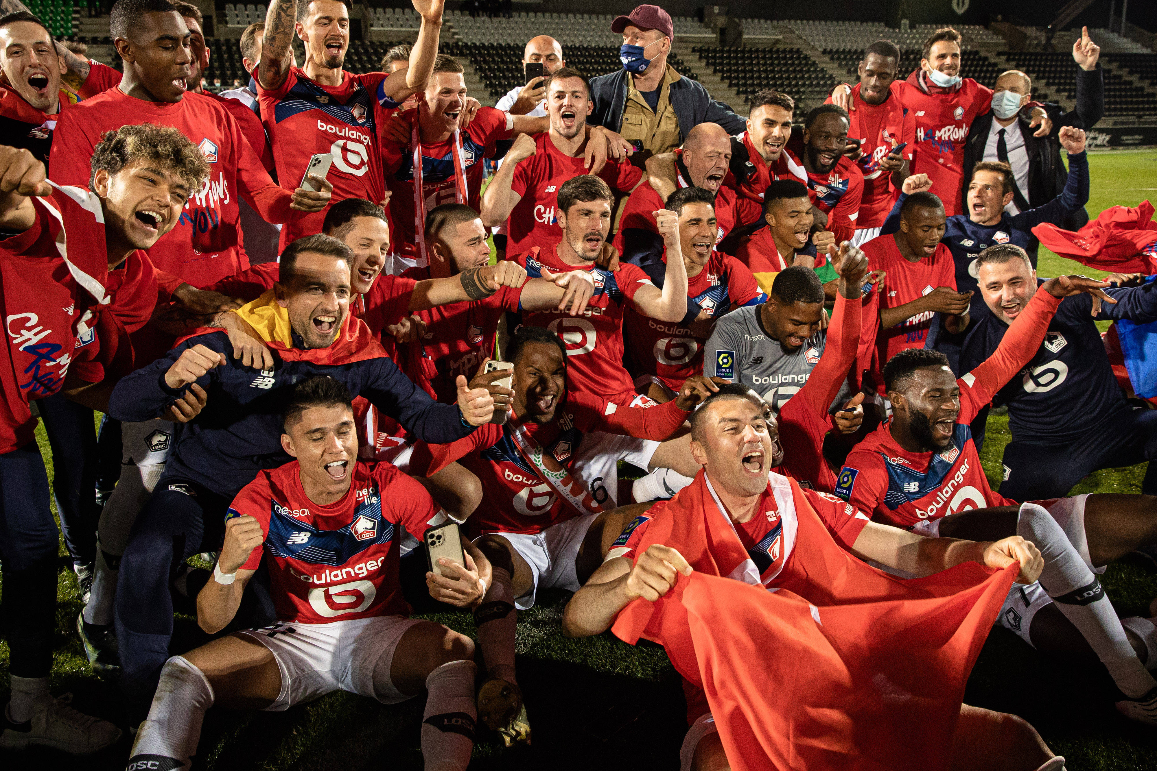 皇冠体育官网-关键四连战：里尔主场挑战摩纳哥、巴黎、里昂和马赛的简单介绍