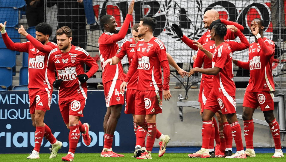 关键四连战：里尔主场挑战摩纳哥、巴黎、里昂和马赛的简单介绍