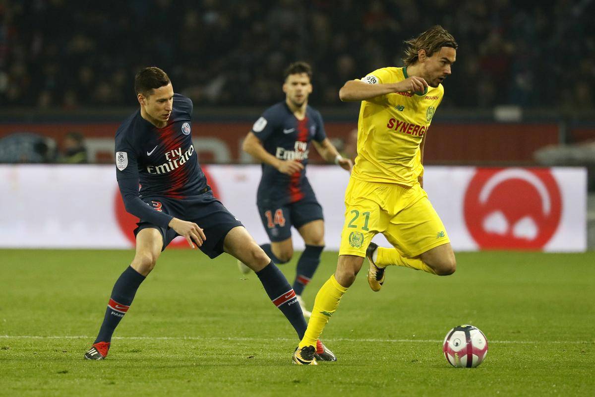 皇冠体育官网-包含里昂对阵南特,里昂追求全取三分的词条