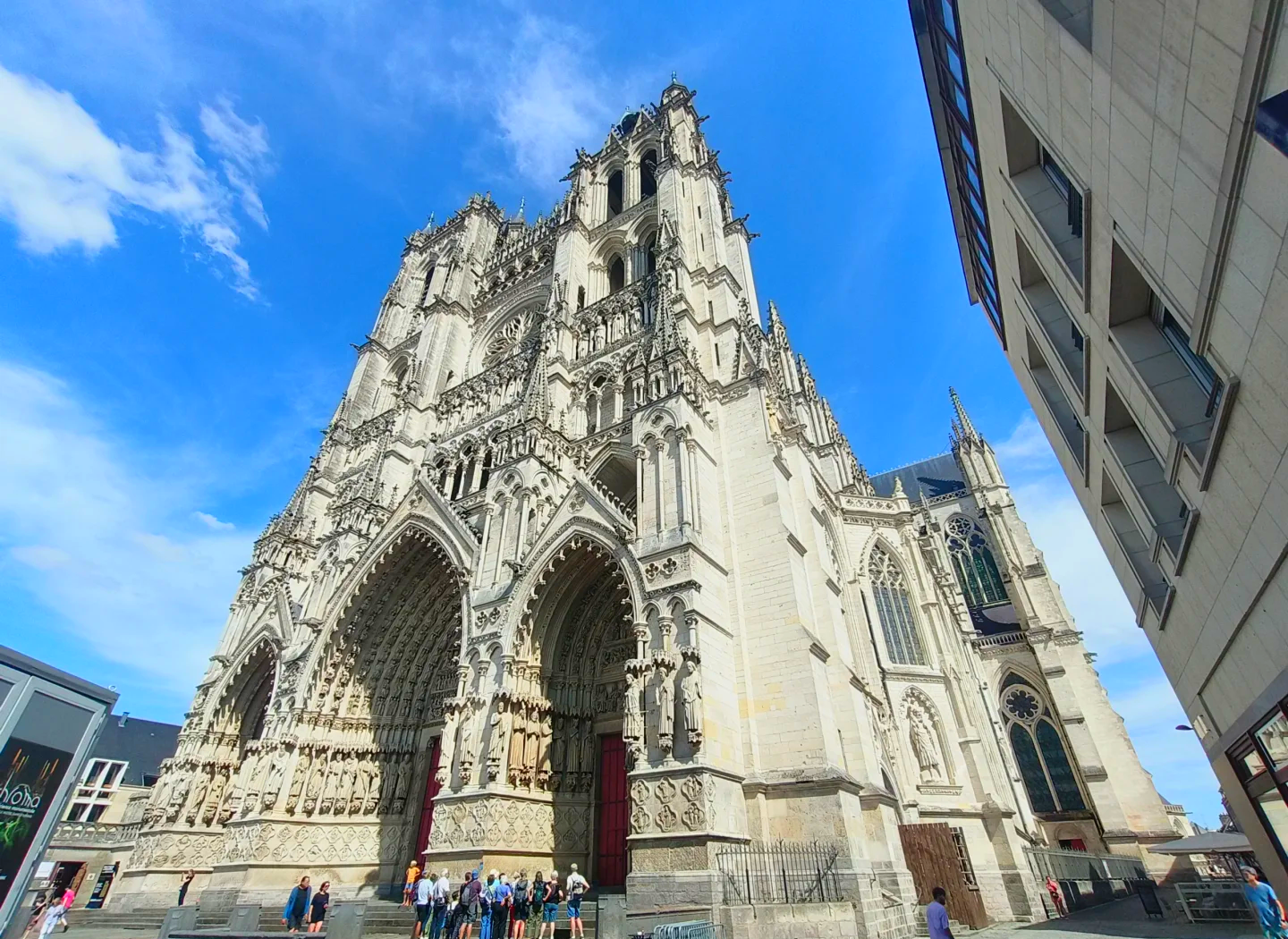 皇冠体育登录-关于亚眠客场不敌巴黎圣日耳曼，遭到压制的信息